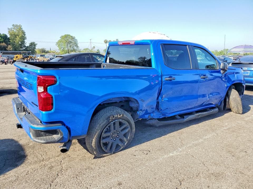 2025 CHEVROLET SILVERADO C1500 CUSTOM 3