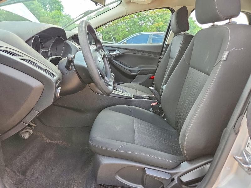 2017 FORD FOCUS SE 7