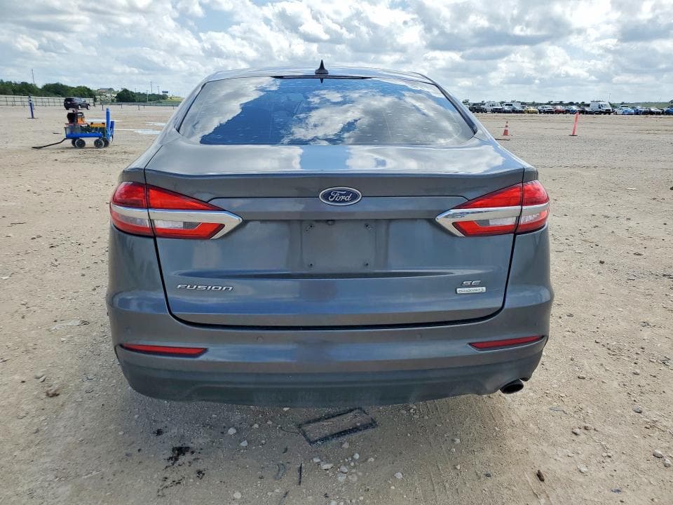 2020 FORD FUSION SE 6
