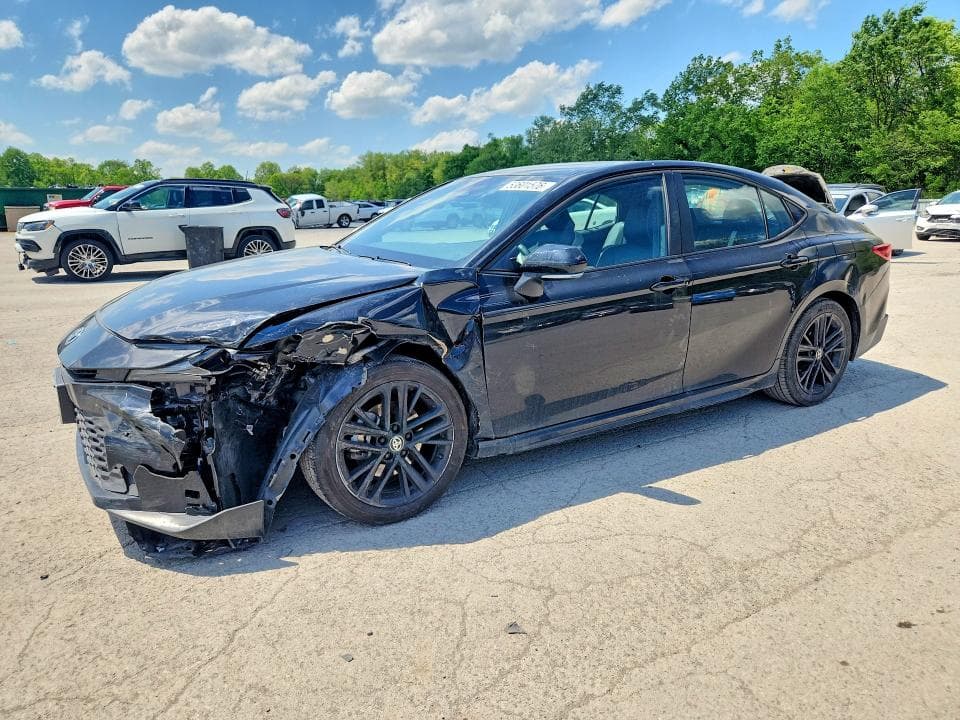 2026 TOYOTA CAMRY SE - 1