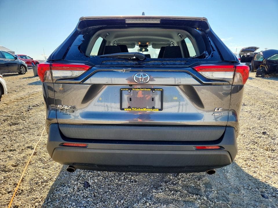 2021 TOYOTA RAV4 LE 6