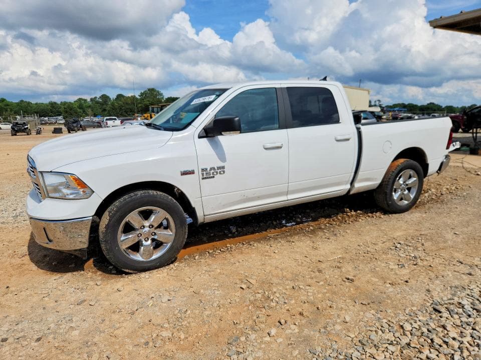 2019 RAM 1500 CLASSIC SLT - 1