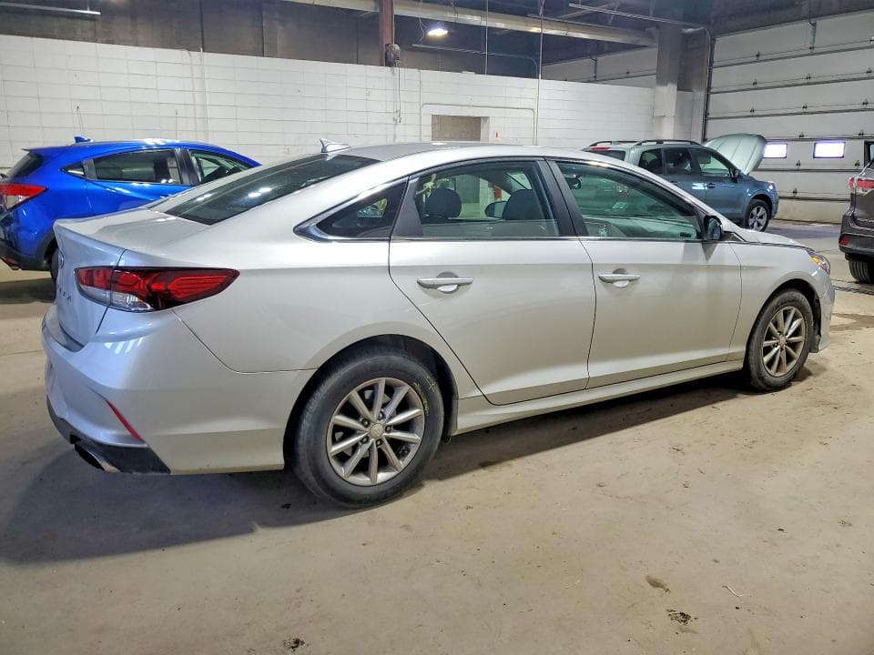 2019 HYUNDAI SONATA SE 3