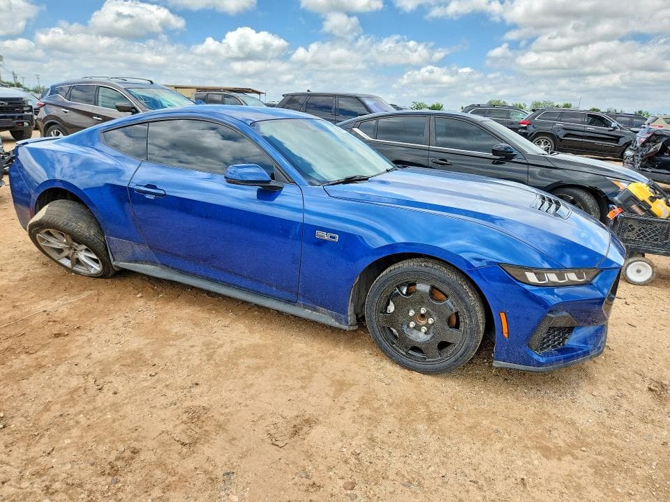 2024 FORD MUSTANG GT 4