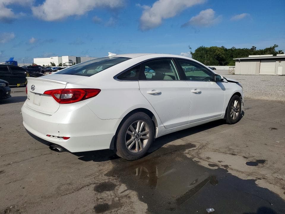 2017 HYUNDAI SONATA SE 3