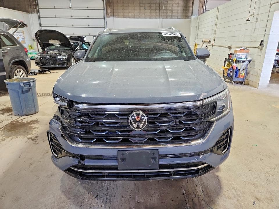 2024 VOLKSWAGEN ATLAS CROSS SPORT SEL R-LINE SEL R-LINE 5