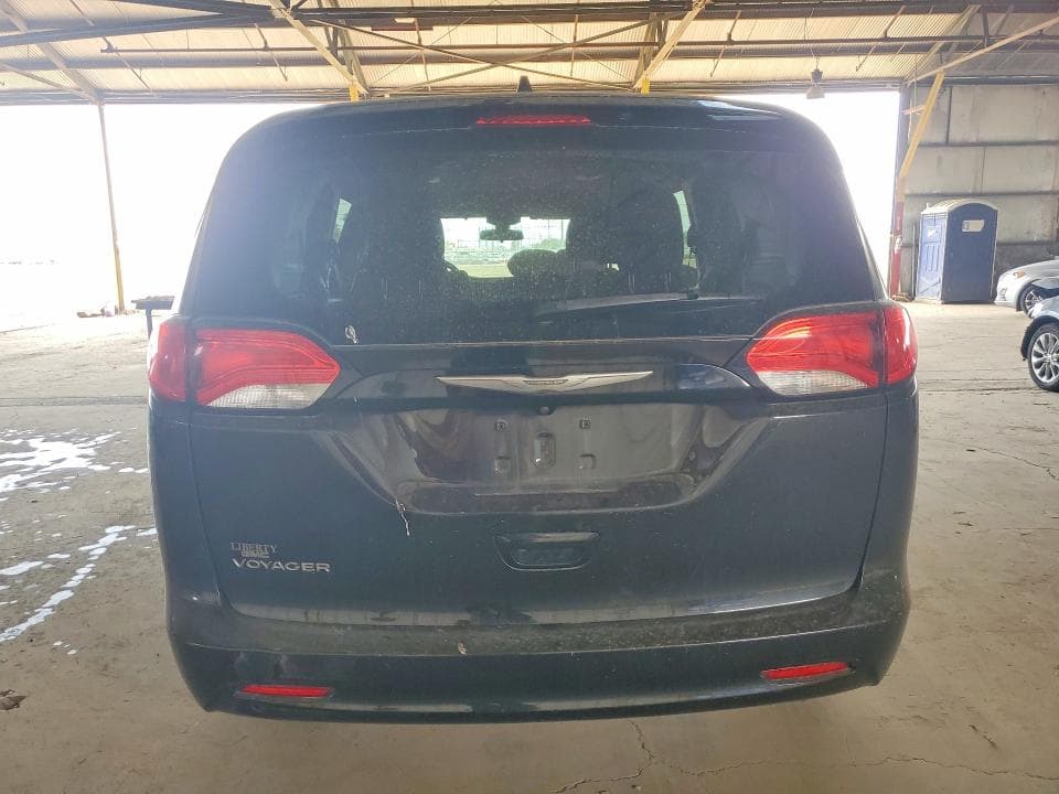 2022 CHRYSLER VOYAGER 6