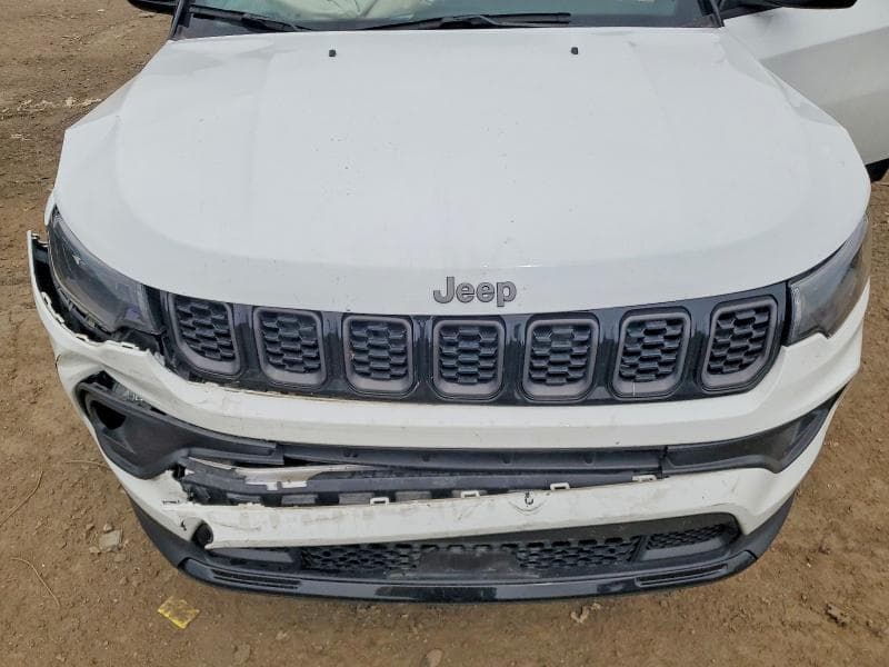 2024 JEEP COMPASS LATITUDE 11