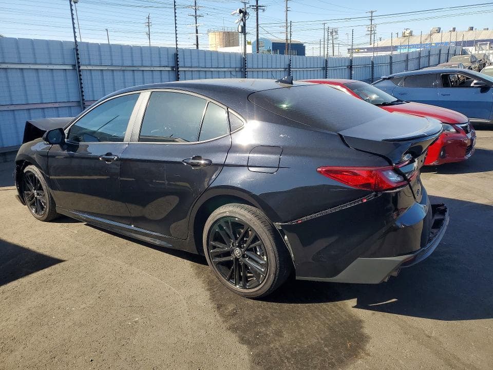 2026 TOYOTA CAMRY SE 2