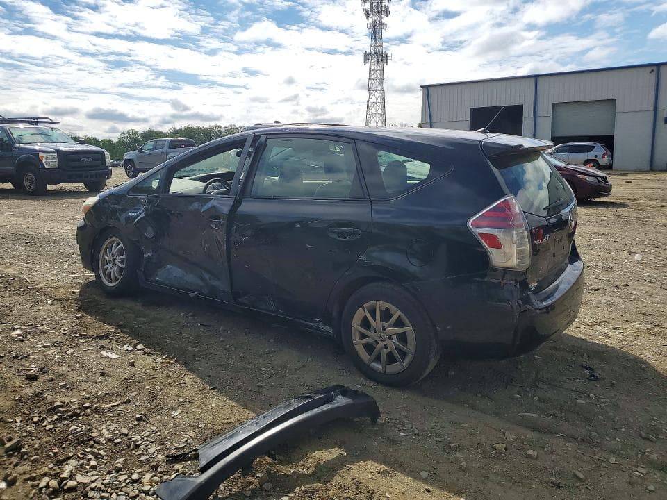 2017 TOYOTA PRIUS V TWO 2