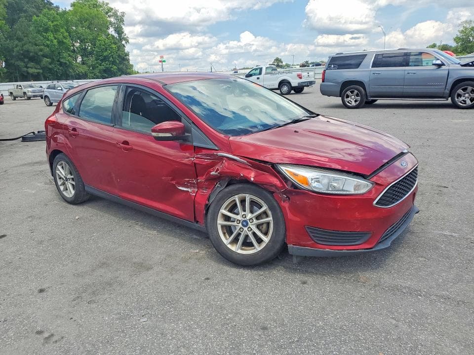 2017 FORD FOCUS SE 4