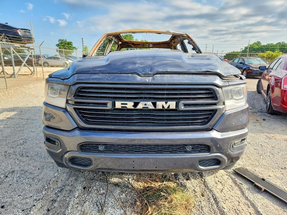2019 RAM 1500 LARAMIE 5