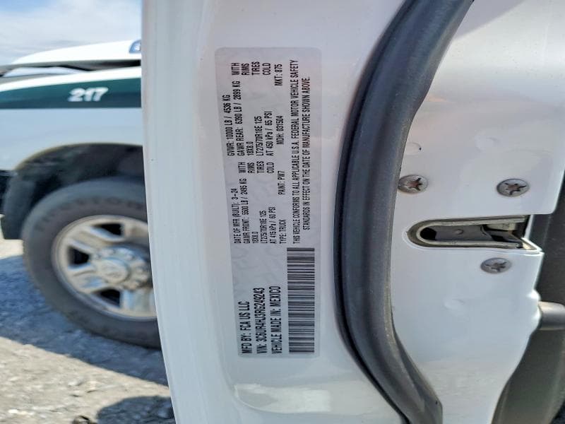 2024 RAM 2500 TRADESMAN 12