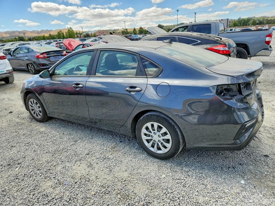 2021 KIA FORTE FE 2