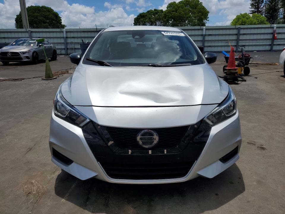 2020 NISSAN VERSA S 5