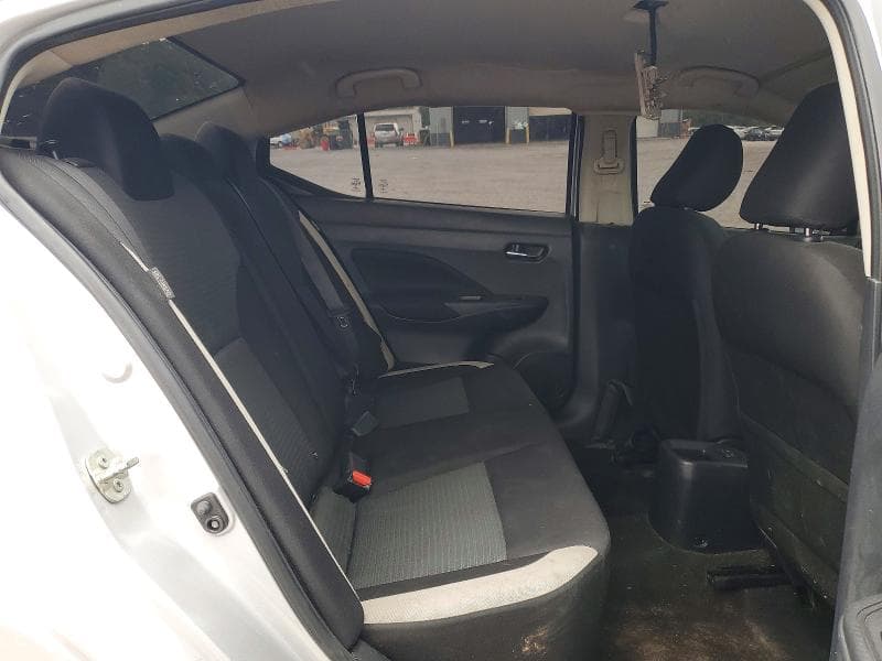 2021 NISSAN VERSA SV 10