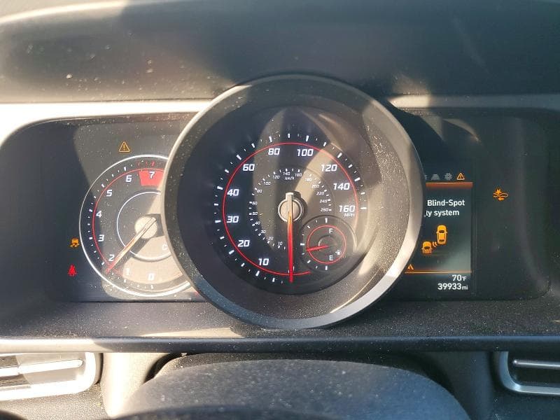 2022 HYUNDAI ELANTRA SEL 9