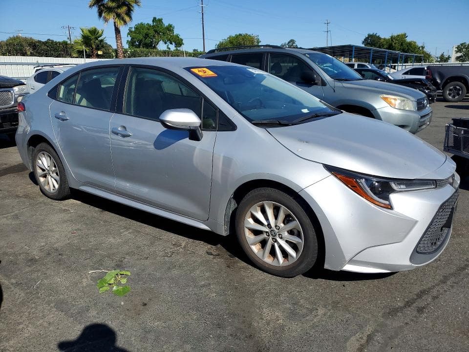 2022 TOYOTA COROLLA LE 4