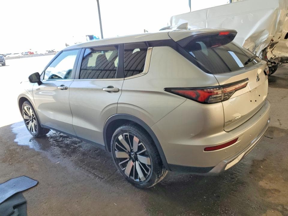 2025 MITSUBISHI OUTLANDER SE 2