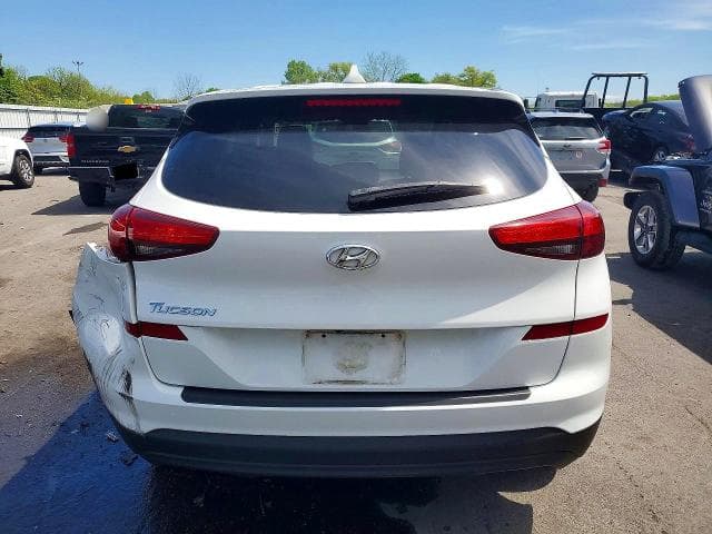 2020 HYUNDAI TUCSON SE 6