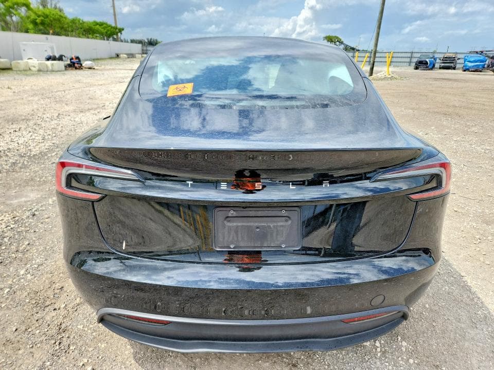 2024 TESLA MODEL 3 6