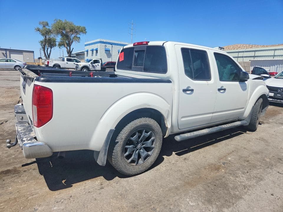 2021 NISSAN FRONTIER SV 3