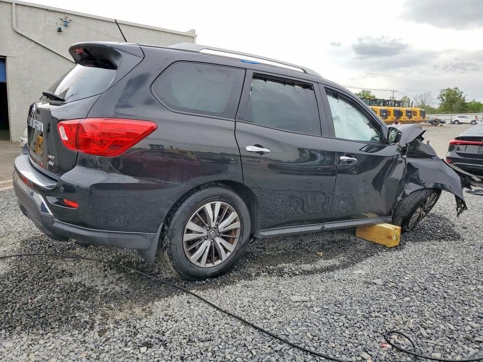 2017 NISSAN PATHFINDER SV 3