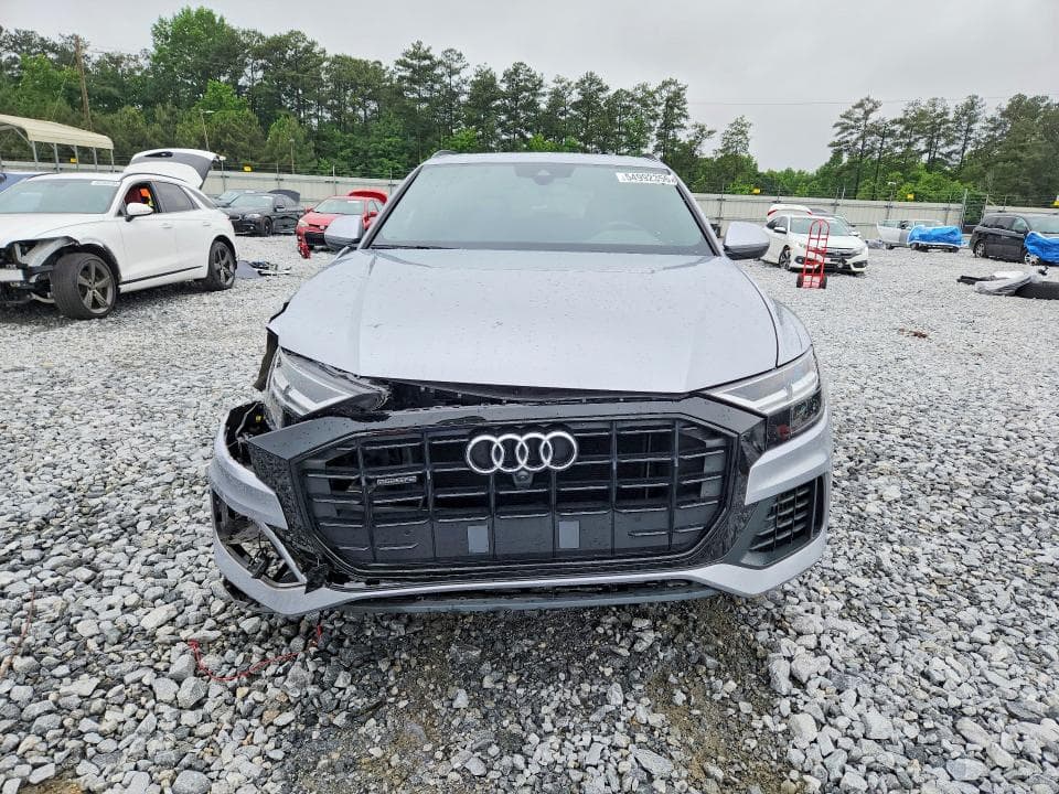 2021 AUDI Q8 PREMIUM 5