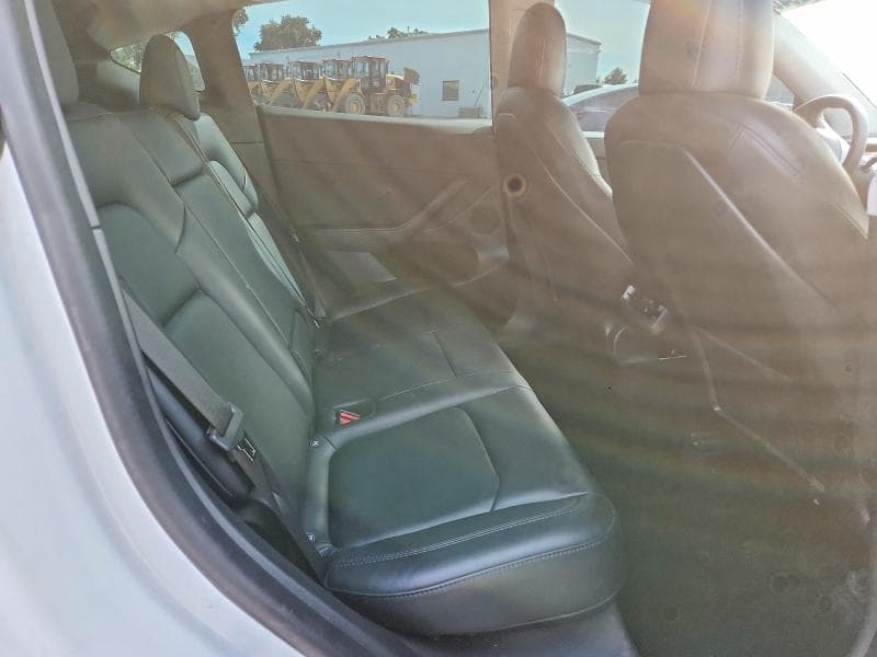 2022 TESLA MODEL Y 10