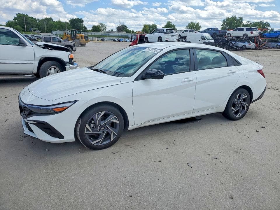 2025 HYUNDAI ELANTRA SEL SPORT - 1
