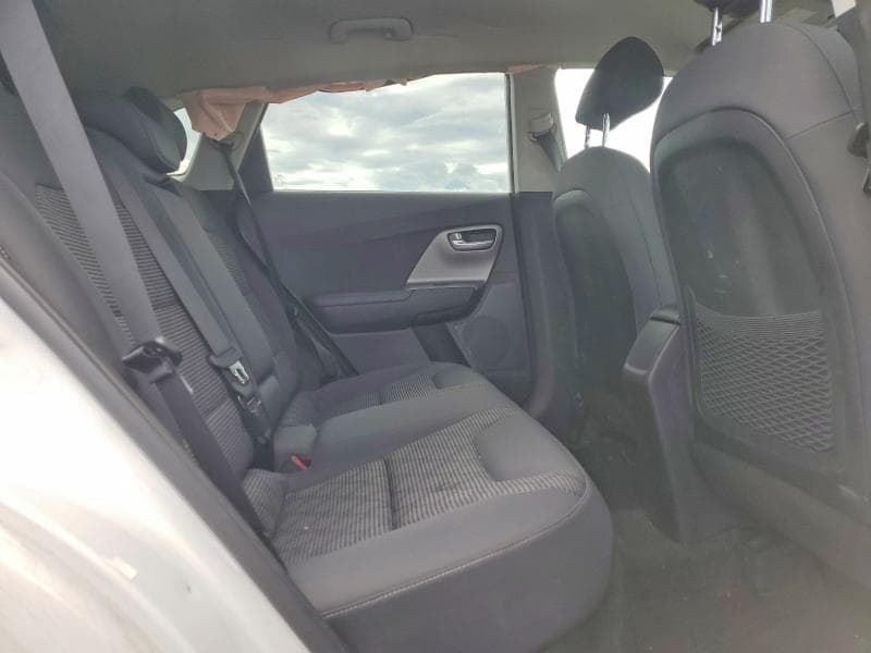 2019 KIA NIRO LX 11
