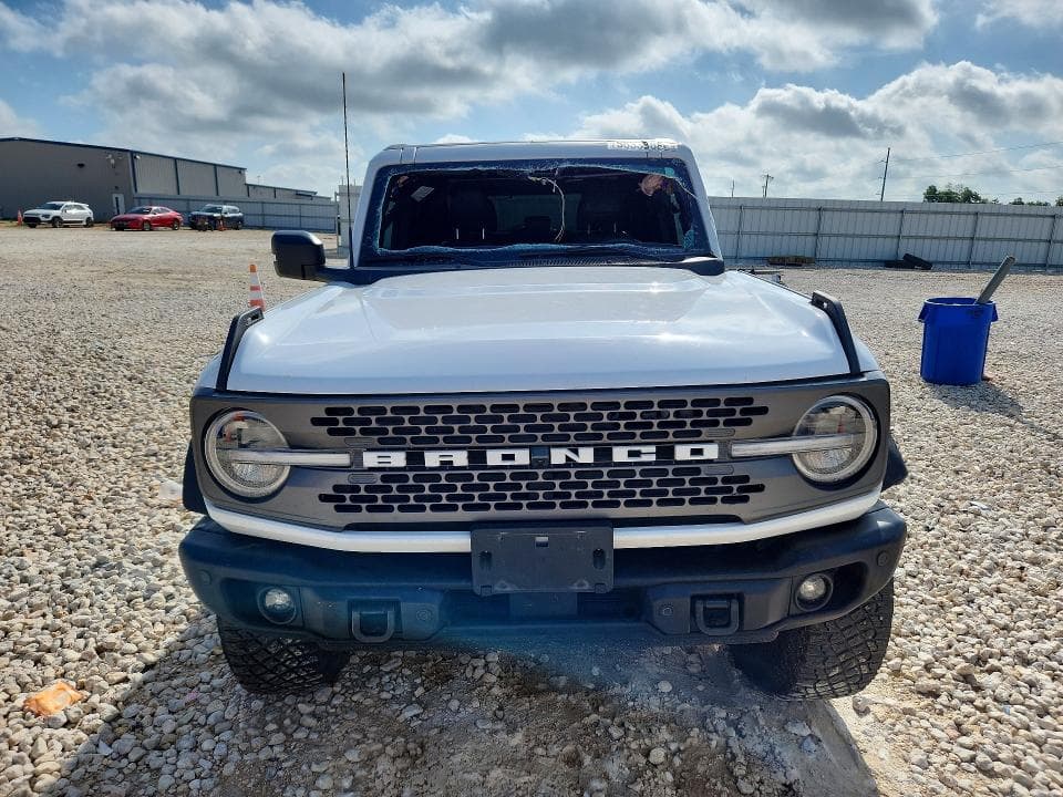 2023 FORD BRONCO BASE 5