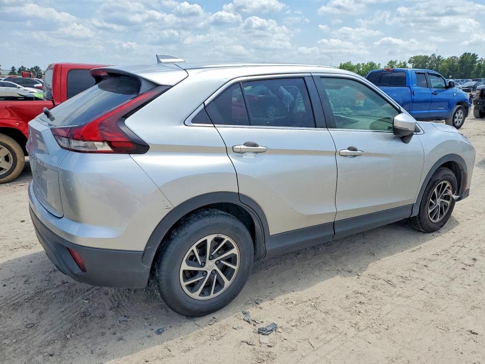 2022 MITSUBISHI ECLIPSE CROSS ES 3