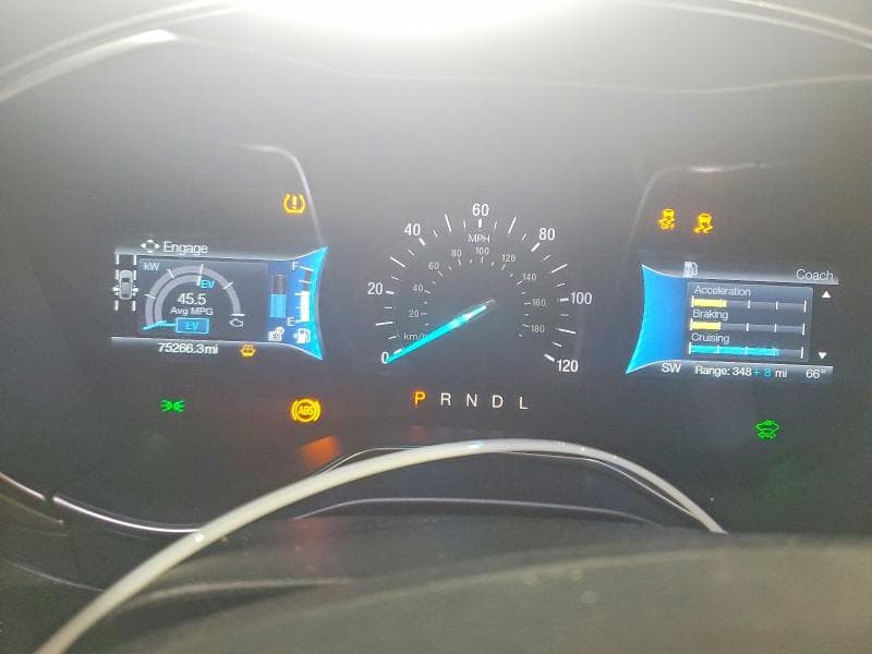 2018 FORD FUSION SE PHEV 9