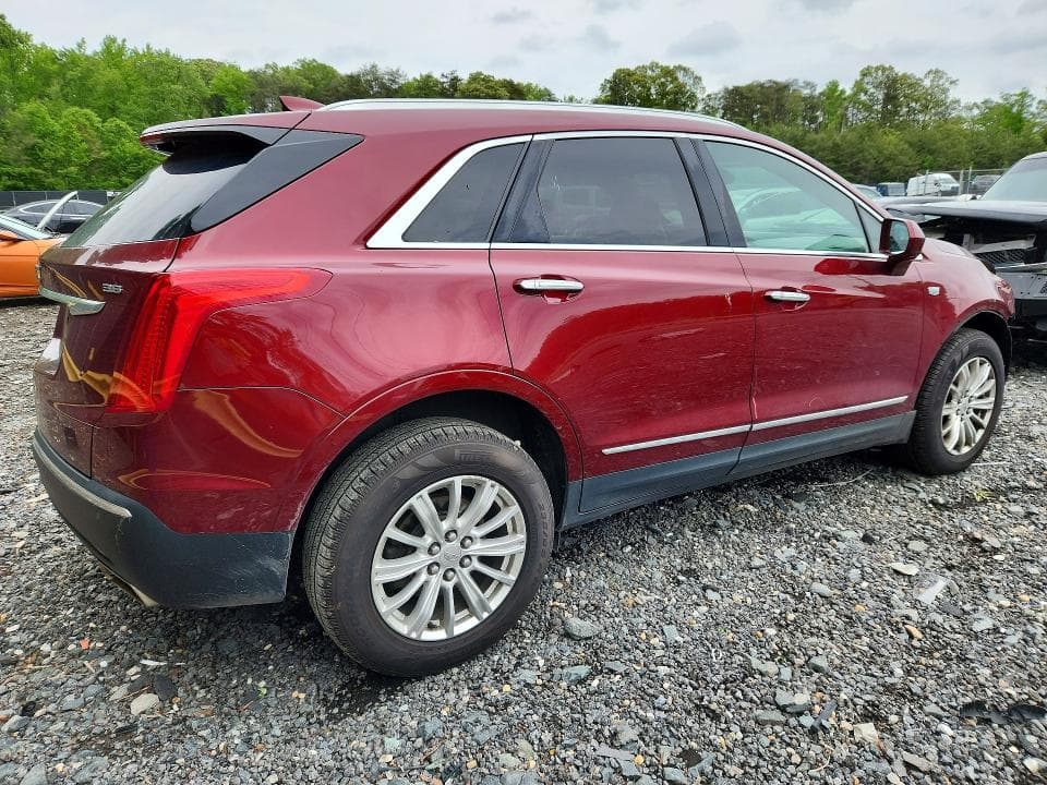 2017 CADILLAC XT5 3