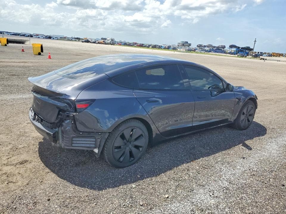 2024 TESLA MODEL 3 3