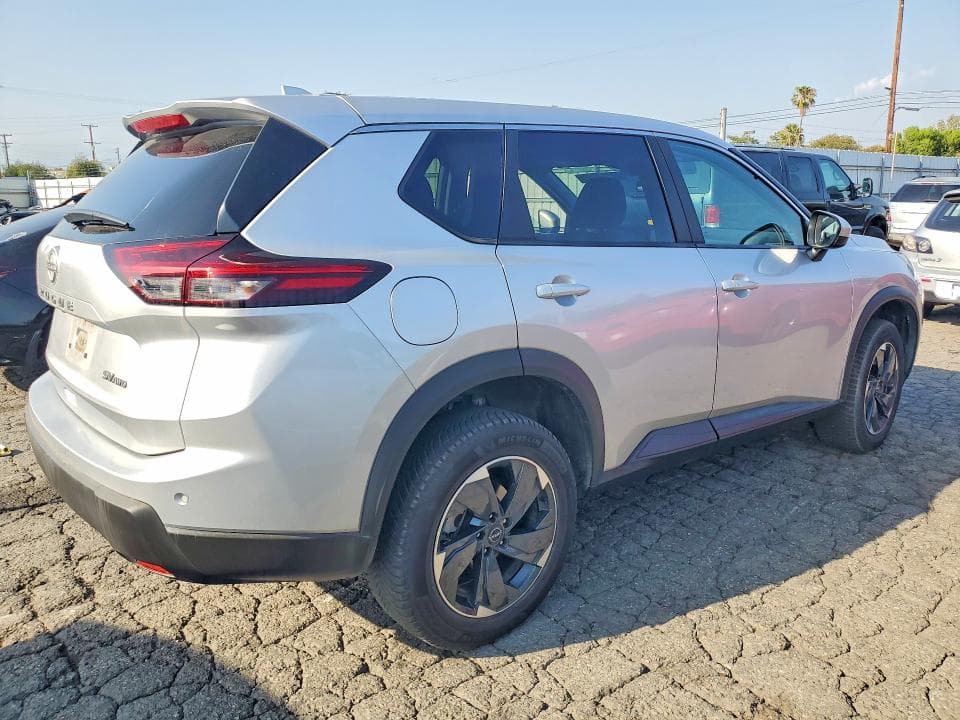 2024 NISSAN ROGUE SV 3