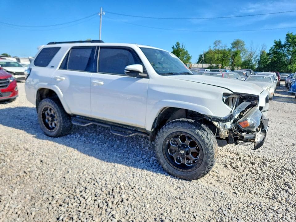 2017 TOYOTA 4RUNNER SR5 PREMIUM 4