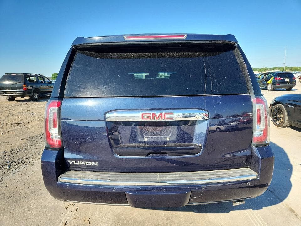 2019 GMC YUKON DENALI 6