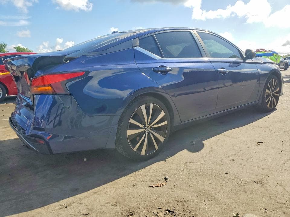 2019 NISSAN ALTIMA SR 3