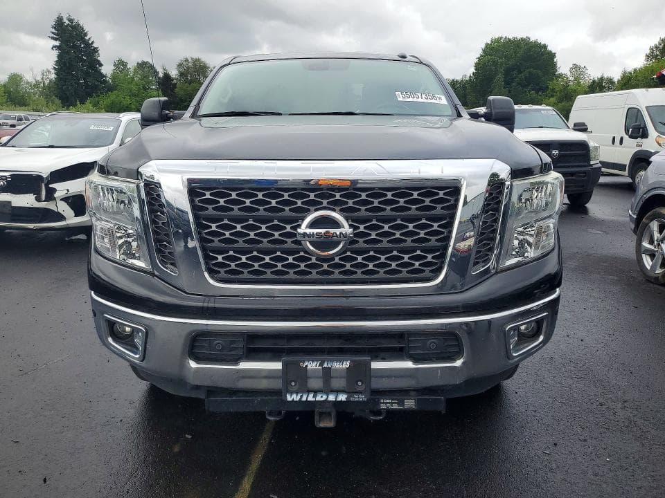 2017 NISSAN TITAN XD SV 5