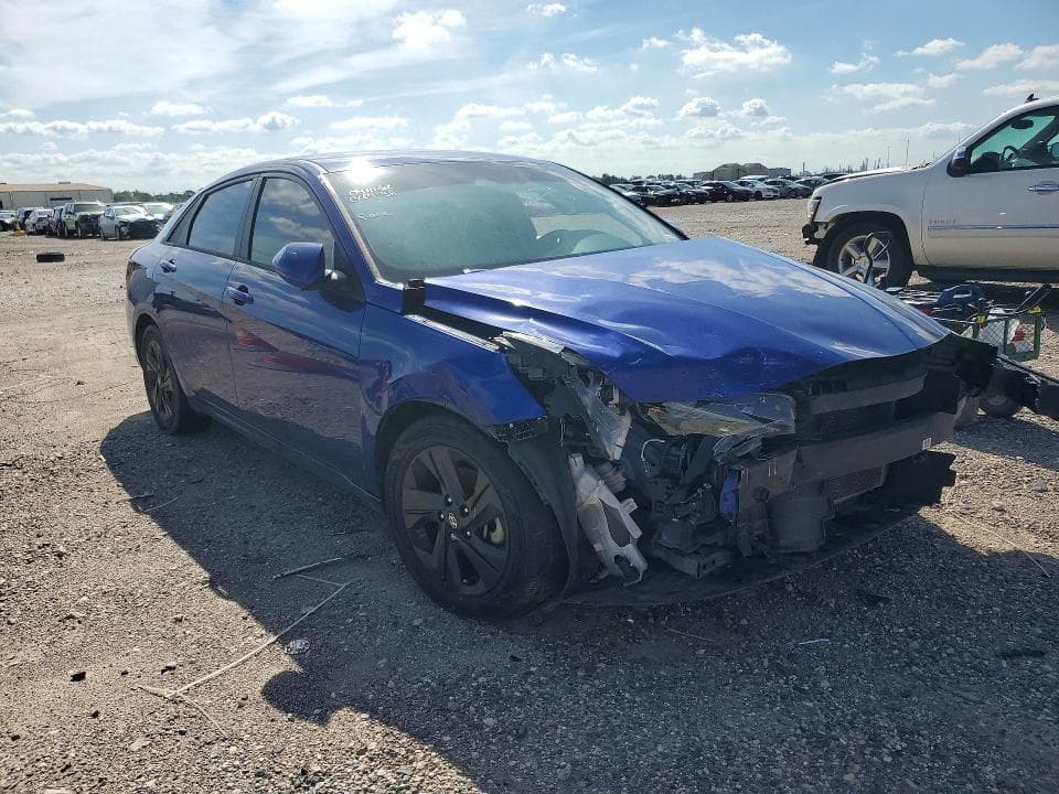 2021 HYUNDAI ELANTRA SEL 4