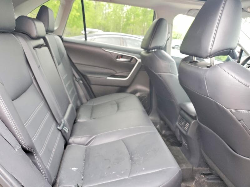 2023 TOYOTA RAV4 XLE 11