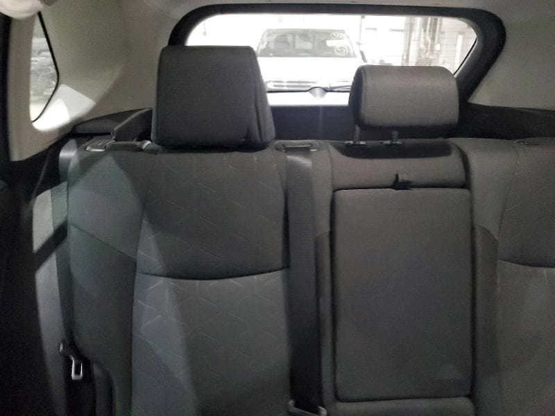 2025 TOYOTA RAV4 XLE 10