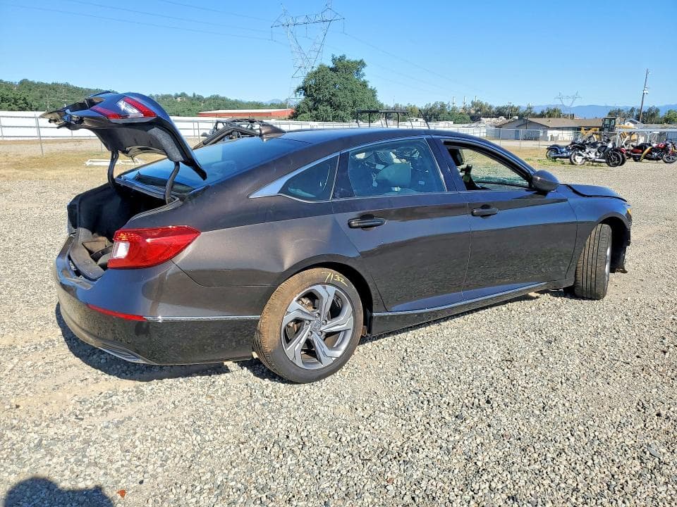 2018 HONDA ACCORD EX 3