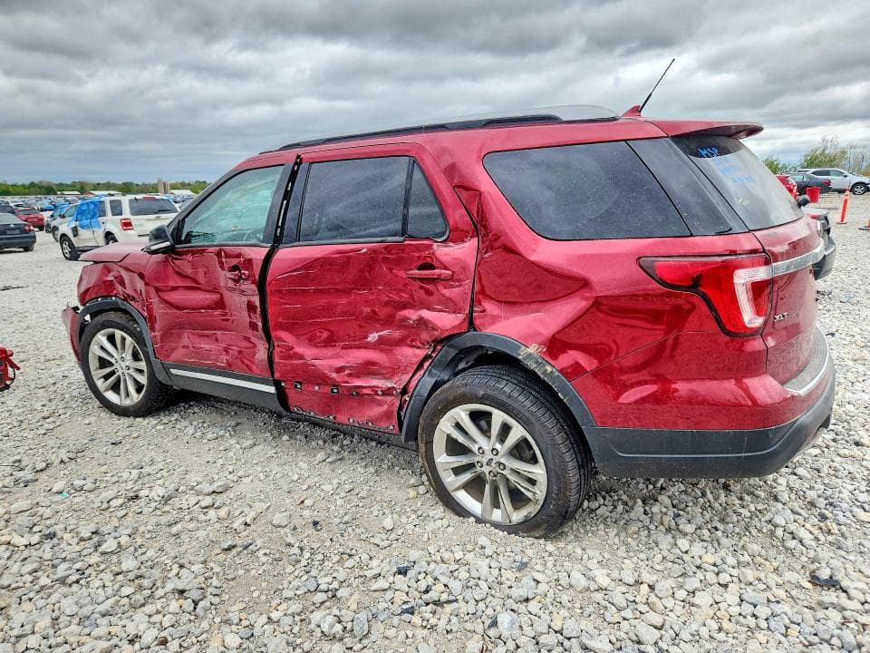 2018 FORD EXPLORER XLT 2