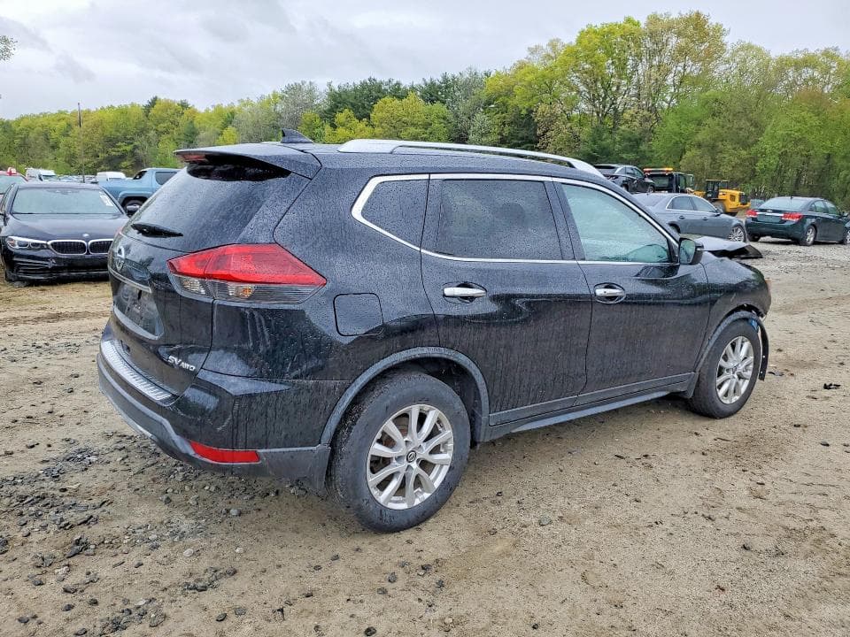 2018 NISSAN ROGUE SV 3