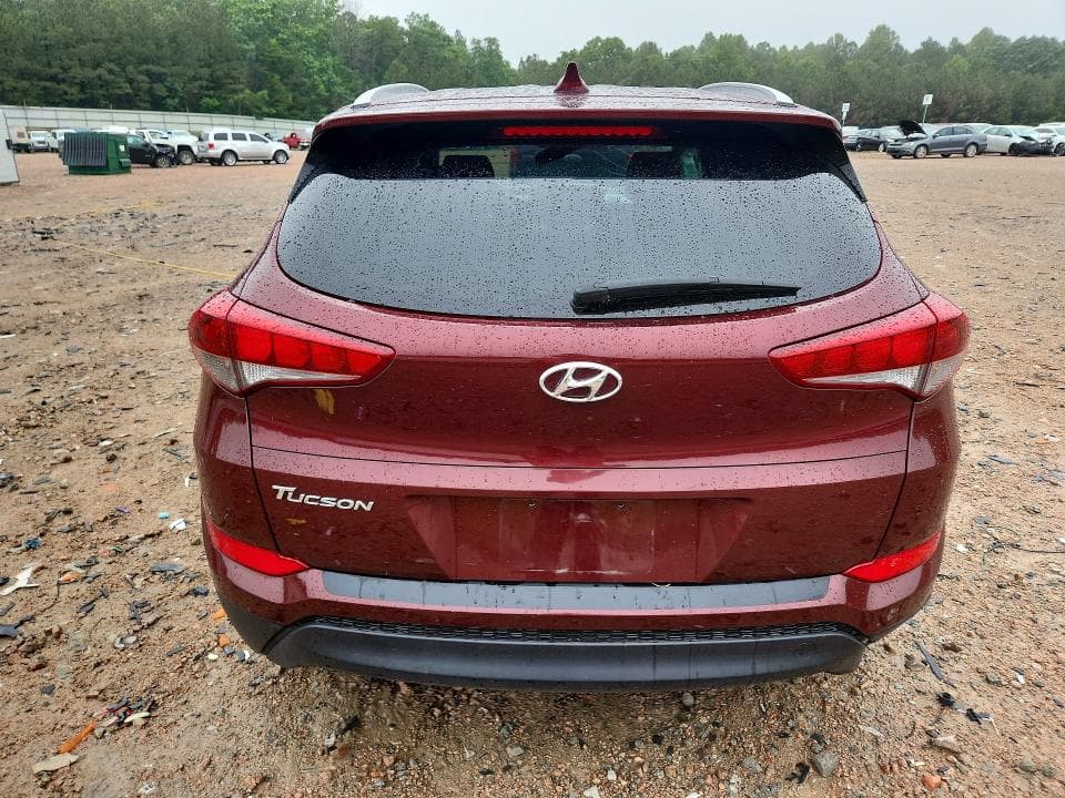 2017 HYUNDAI TUCSON SE PLUS 6