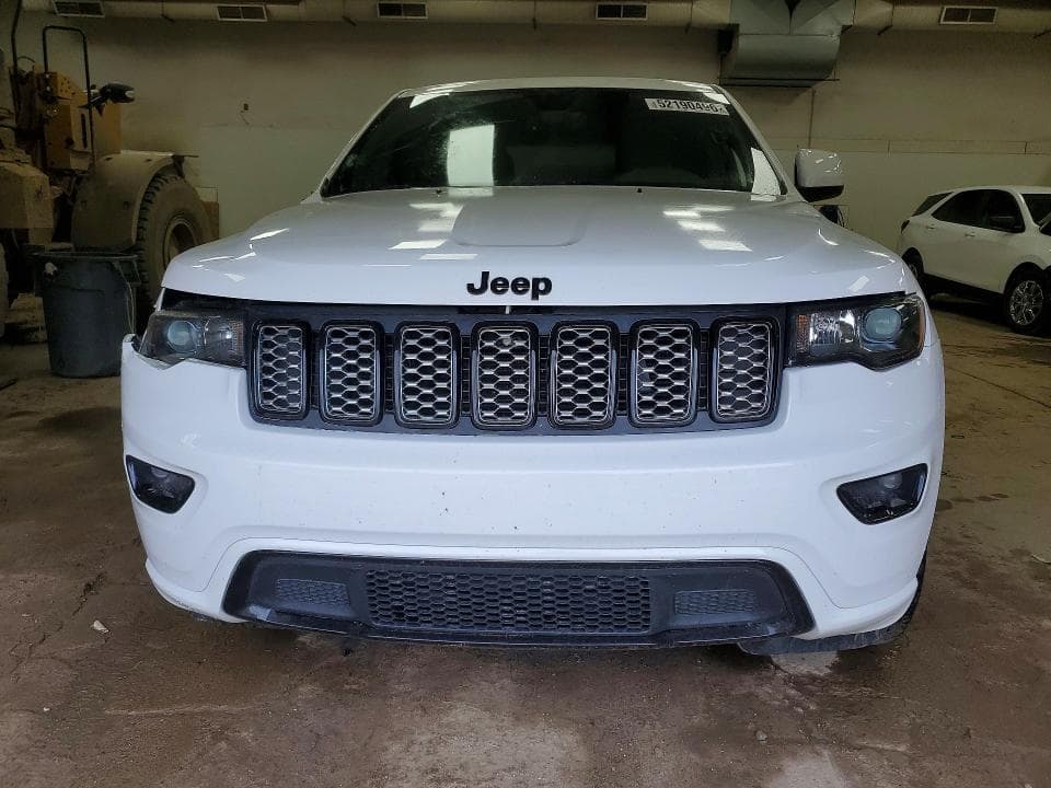 2022 JEEP GRAND CHEROKEE LAREDO E 5