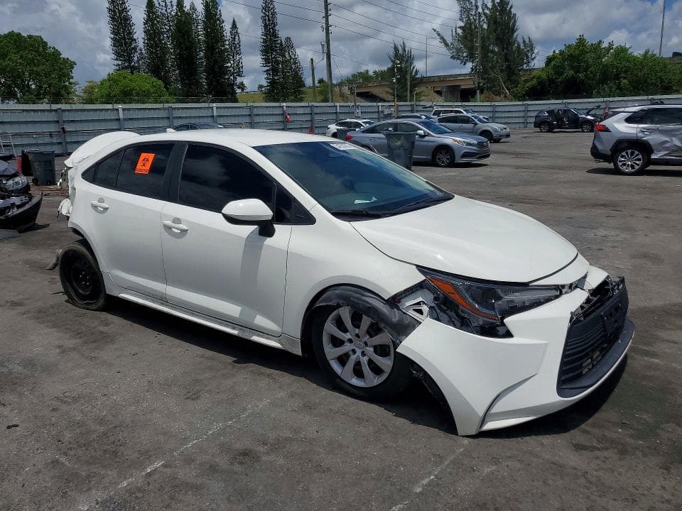 2023 TOYOTA COROLLA LE 4